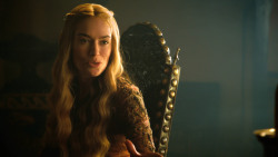 extant_GameOfThrones_3x04-KissedByFire_5836