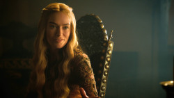 extant_GameOfThrones_3x04-KissedByFire_5837
