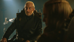 extant_GameOfThrones_3x04-KissedByFire_5844