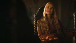extant_GameOfThrones_3x04-KissedByFire_5847