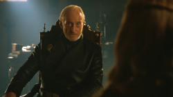 extant_GameOfThrones_3x04-KissedByFire_5869