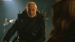 extant_GameOfThrones_3x04-KissedByFire_5872