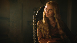 extant_GameOfThrones_3x04-KissedByFire_5898