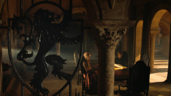 extant_GameOfThrones_3x04-KissedByFire_5940