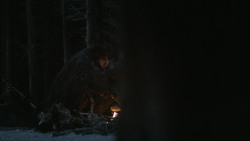 extant_GameOfThrones_3x05-TheClimb_0007