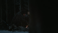 extant_GameOfThrones_3x05-TheClimb_0008
