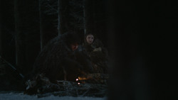 extant_GameOfThrones_3x05-TheClimb_0012