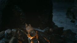 extant_GameOfThrones_3x05-TheClimb_0031