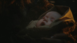 extant_GameOfThrones_3x05-TheClimb_0332