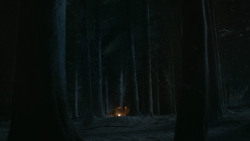 extant_GameOfThrones_3x05-TheClimb_0352