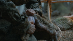 extant_GameOfThrones_3x05-TheClimb_0364