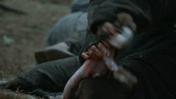 extant_GameOfThrones_3x05-TheClimb_0403