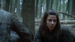 extant_GameOfThrones_3x05-TheClimb_0427