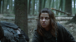 extant_GameOfThrones_3x05-TheClimb_0437