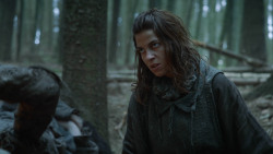 extant_GameOfThrones_3x05-TheClimb_0470
