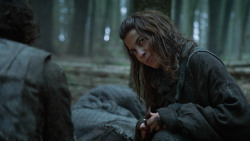 extant_GameOfThrones_3x05-TheClimb_0573
