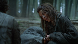 extant_GameOfThrones_3x05-TheClimb_0574