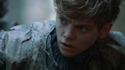 extant_GameOfThrones_3x05-TheClimb_0674