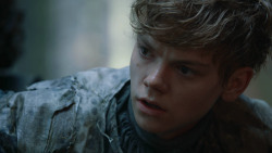 extant_GameOfThrones_3x05-TheClimb_0681