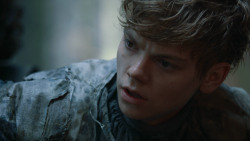 extant_GameOfThrones_3x05-TheClimb_0683