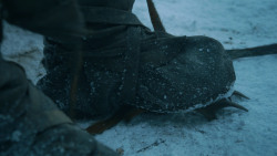 extant_GameOfThrones_3x05-TheClimb_0825