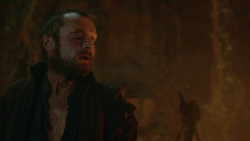 extant_GameOfThrones_3x05-TheClimb_1456