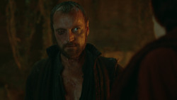 extant_GameOfThrones_3x05-TheClimb_1483