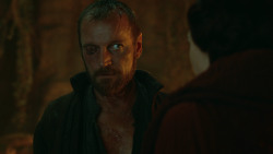 extant_GameOfThrones_3x05-TheClimb_1486