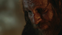 extant_GameOfThrones_3x05-TheClimb_1677
