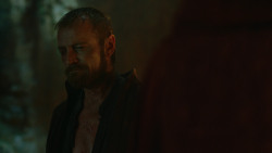 extant_GameOfThrones_3x05-TheClimb_1710