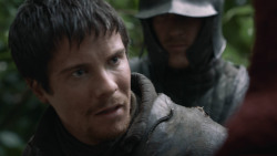 extant_GameOfThrones_3x05-TheClimb_1953