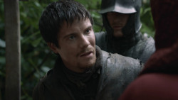 extant_GameOfThrones_3x05-TheClimb_1969