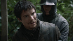 extant_GameOfThrones_3x05-TheClimb_1973