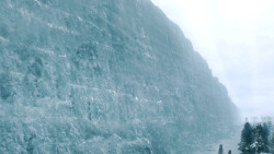 extant_GameOfThrones_3x05-TheClimb_2076