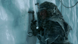 extant_GameOfThrones_3x05-TheClimb_2116
