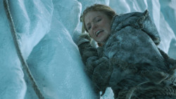 extant_GameOfThrones_3x05-TheClimb_2206
