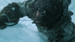 extant_GameOfThrones_3x05-TheClimb_2212