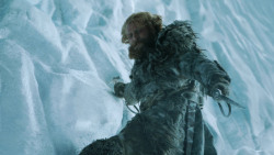 extant_GameOfThrones_3x05-TheClimb_2215