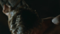 extant_GameOfThrones_3x05-TheClimb_2254