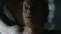extant_GameOfThrones_3x05-TheClimb_2286