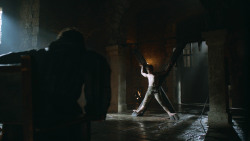 extant_GameOfThrones_3x05-TheClimb_2304