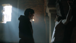 extant_GameOfThrones_3x05-TheClimb_2318