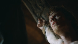 extant_GameOfThrones_3x05-TheClimb_2354