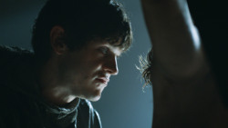 extant_GameOfThrones_3x05-TheClimb_2382