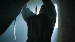 extant_GameOfThrones_3x05-TheClimb_2414