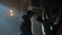 extant_GameOfThrones_3x05-TheClimb_2476