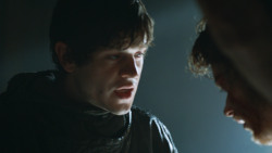 extant_GameOfThrones_3x05-TheClimb_2500