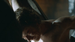 extant_GameOfThrones_3x05-TheClimb_2514