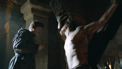 extant_GameOfThrones_3x05-TheClimb_2571