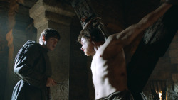 extant_GameOfThrones_3x05-TheClimb_2574